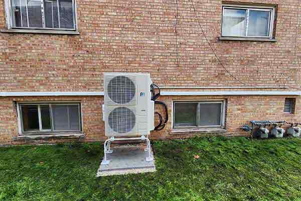 Air Conditioning Service Technician Air Conditioning Service Technician